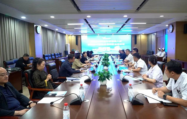 织密防治网络 强化末梢干预——2025全市脑卒中高危人群筛查和干预项目培训暨启动会议在齐齐哈尔市第一医院召开